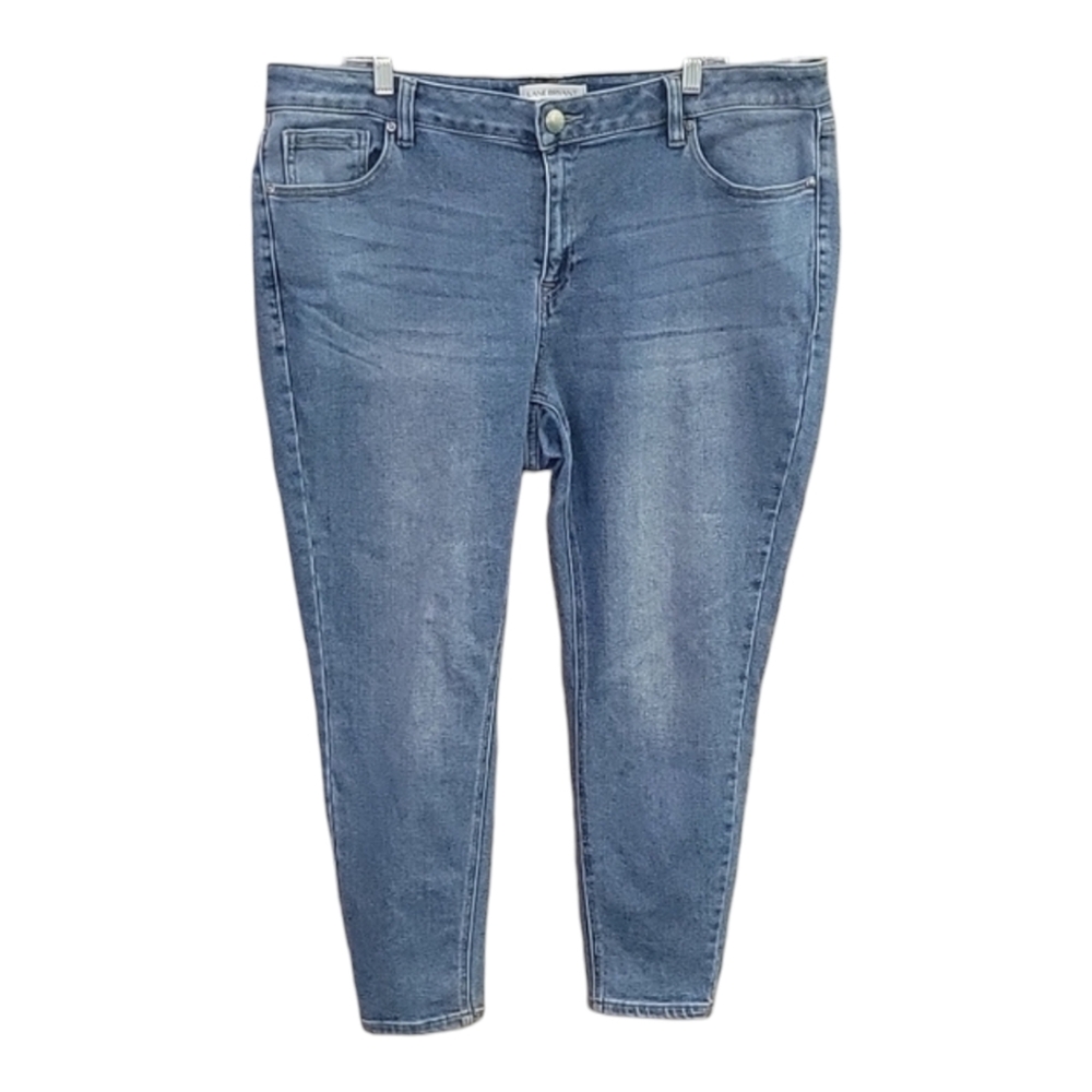 NWOT - Lane Bryant Straight Leg Jeans with Distressed Back Pockets - Size 18